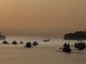 A Xingu Canoe Expedition, Image courtesy of www.aymix.org